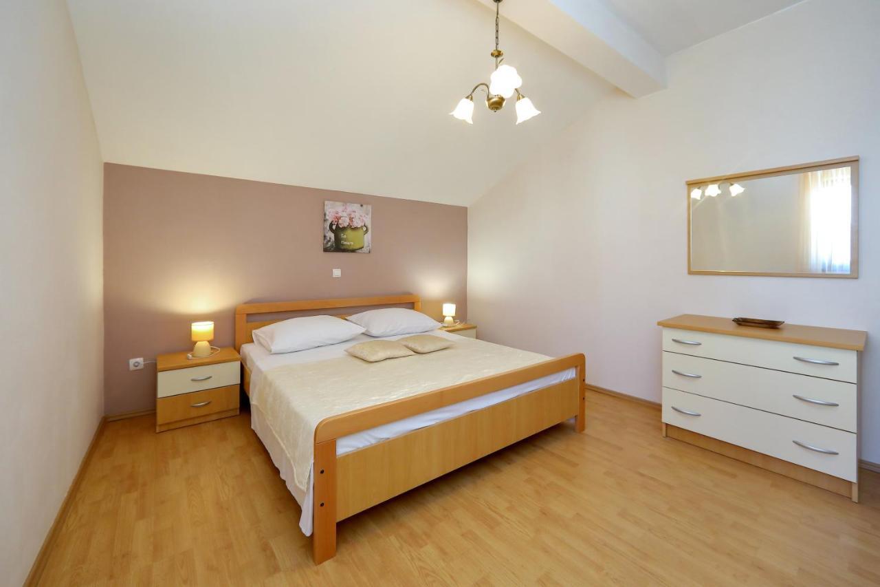 Apartmani Jagoda ビビニェ エクステリア 写真