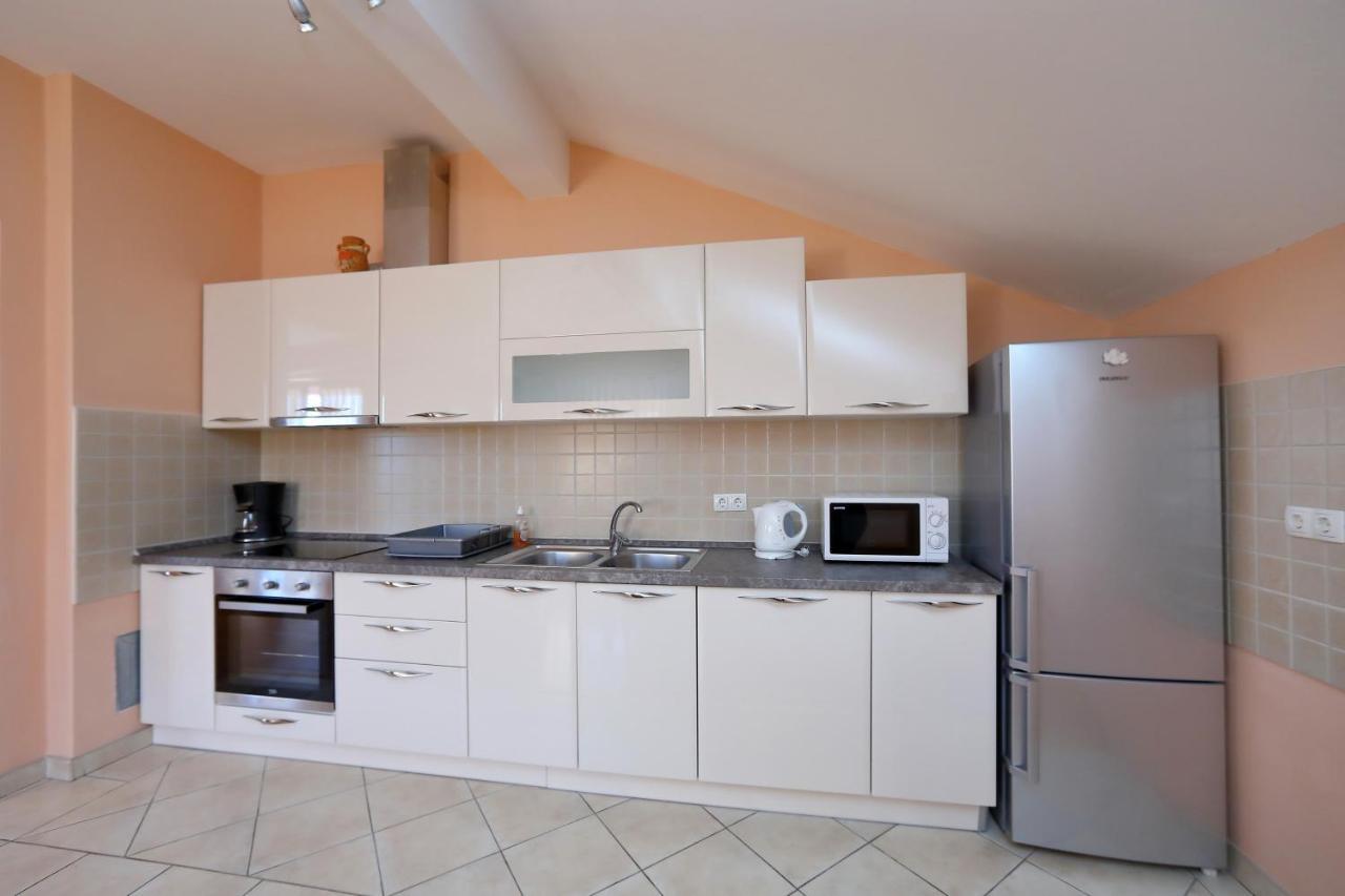 Apartmani Jagoda ビビニェ エクステリア 写真