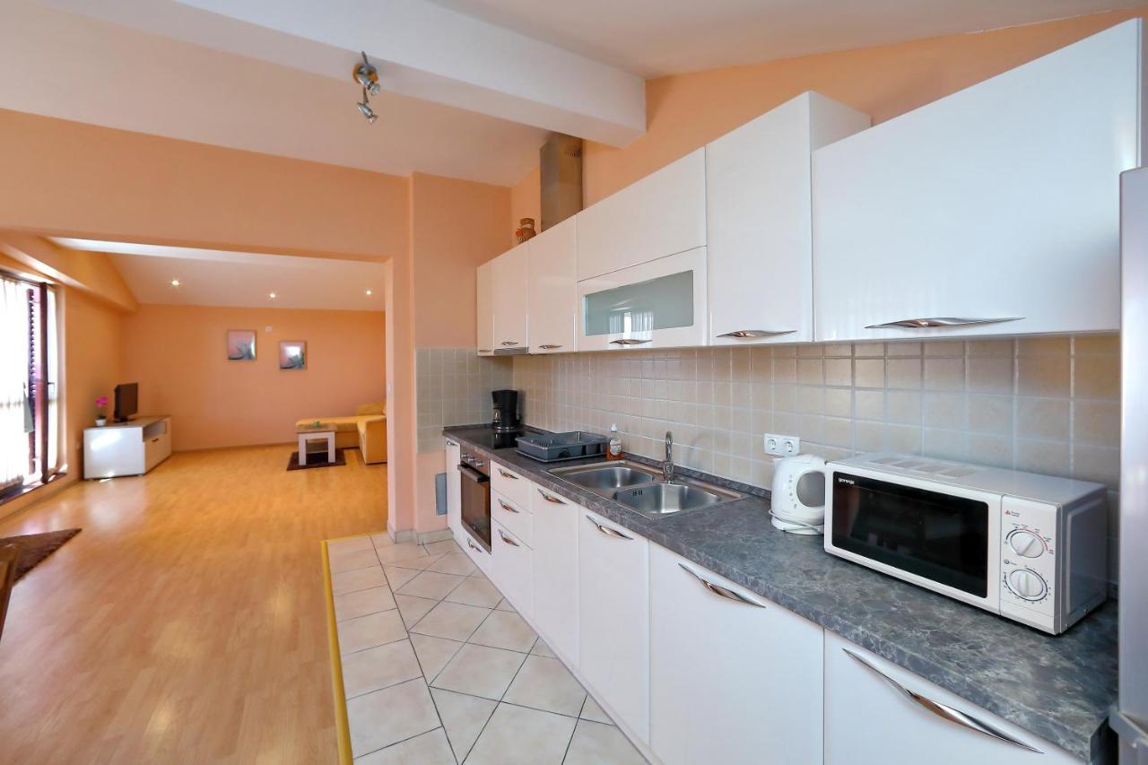 Apartmani Jagoda ビビニェ エクステリア 写真